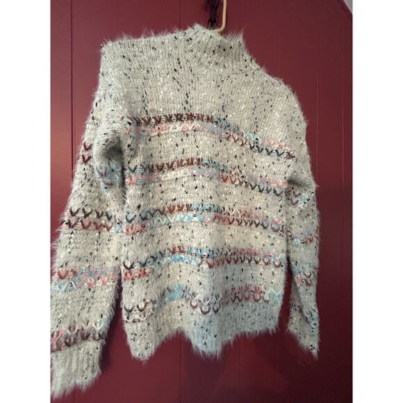 Maurice’s Size XS Fuzzy Sweater - Picture 2 of 7